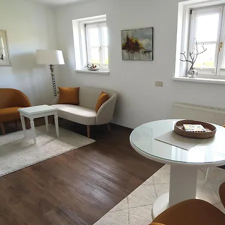 Hotel Barock-landhof Burkhardt 4*
