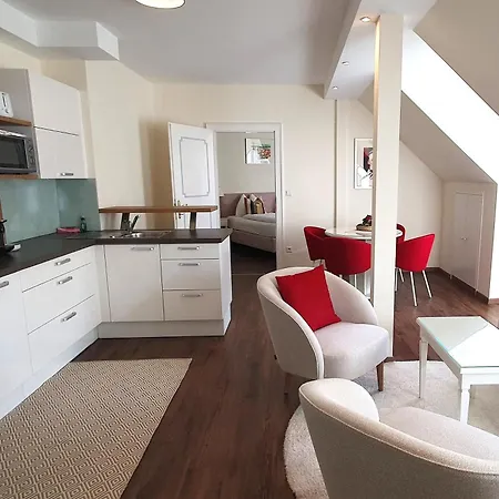 Barock-landhof Burkhardt Отель 4*