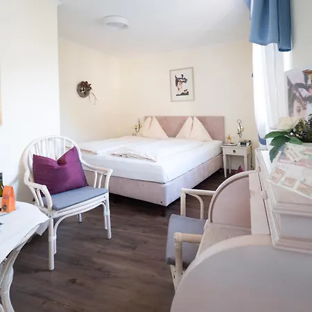Barock-landhof Burkhardt 4* Spitz an der Donau